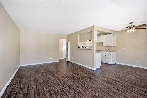 Brookfield Apartment Homes Living Area