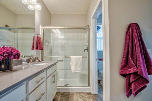 Bathroom of Home For Rent in Holt Michigan | Aspen Lakes Estates