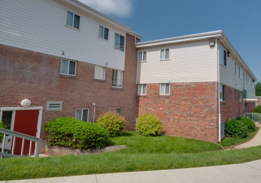 Cherrydale Apartments located in the Cherryhill neighborhood of Baltimore