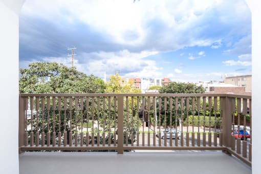 Large-Size Patio