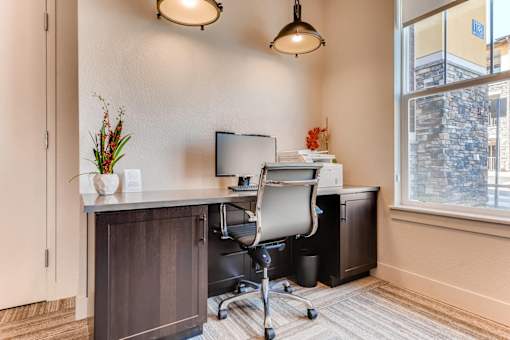 Modern office at Auburn Brook, Castle Rock