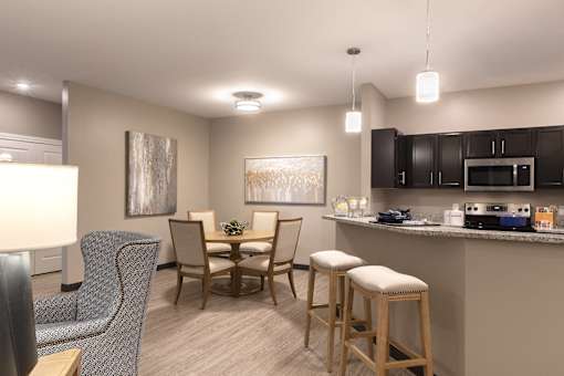 dining table and bar stools at Thirteen01 at Hartman Lakes, Shiloh, IL, 62269