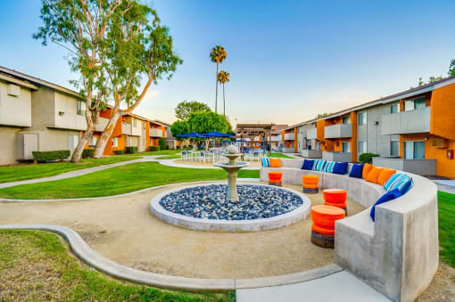 Beautiful Courtyard With Walking Paths at Pacific Trails Luxury Apartment Homes, Covina, CA