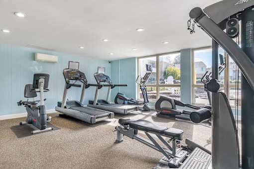 Fitness Center With Modern Equipment at The Apartments at Saddle Brooke, Maryland