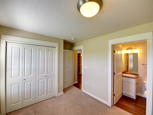Two bedroom master bedroom at Saddleview Apartments, Bozeman, MT, 59715