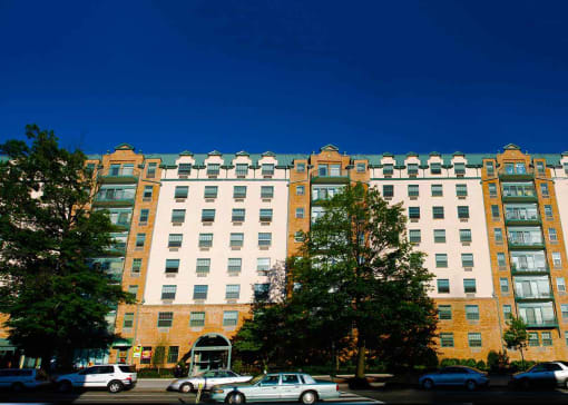 Hubbard Place Apartments NW Washington DC exterior building
