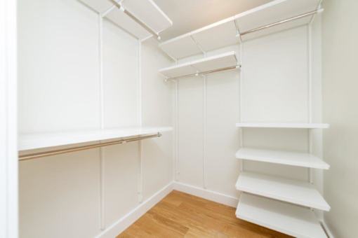a walk in closet