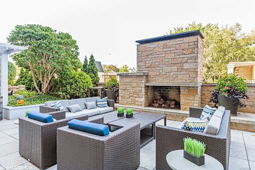 Outdoor Patio with Fireplace