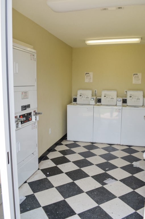 Arbor Creek Apartments Wichita Falls, TX Laundry Facilities