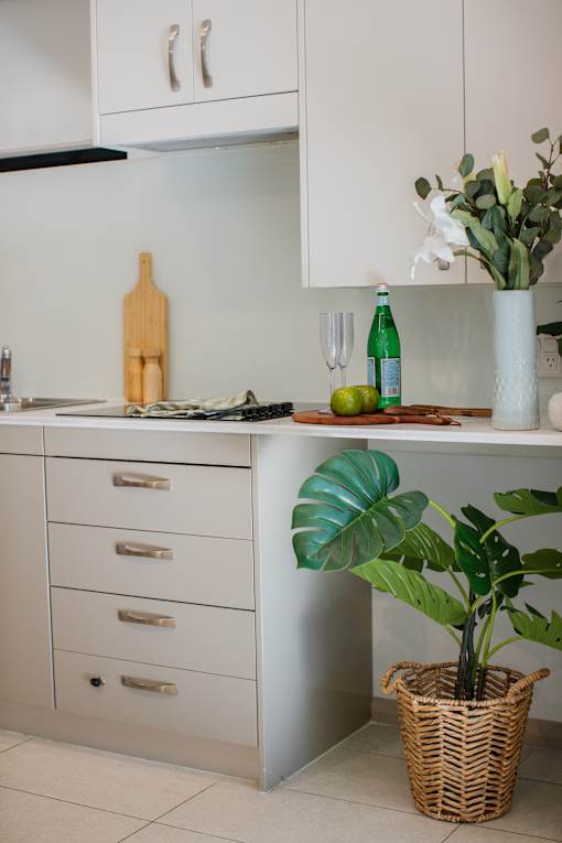 Crowle-estate-ryde-sda-kitchen