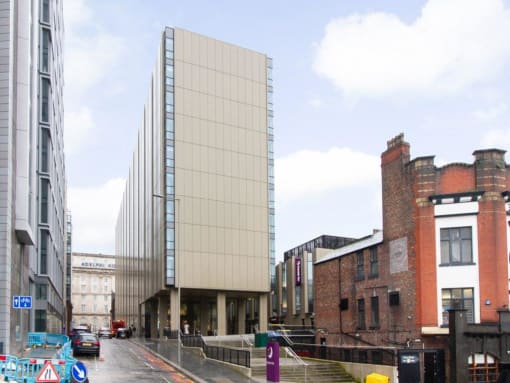 the building in which the hotel is located