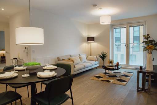 Elegant Dining Space at Slate Yard Apartments, Salford