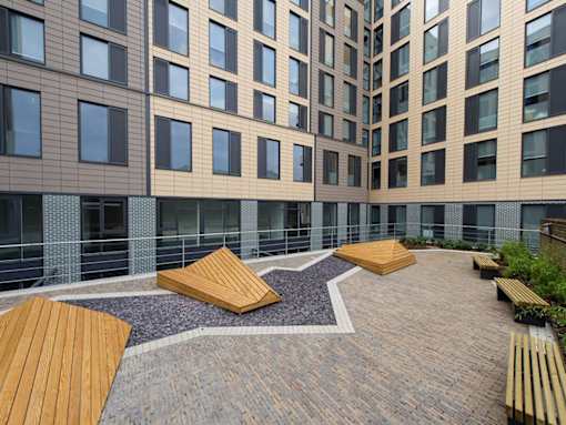 Glassyard Building, London - Courtyard, 2