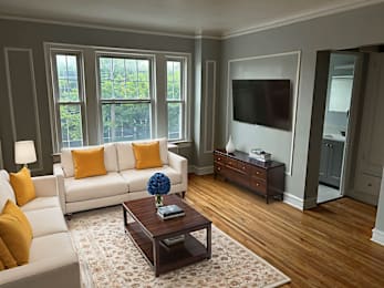 Apartment Living Room at Lifestyle Apartments at Syracuse, Syracuse