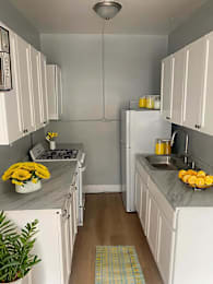 Open Kitchen at Lifestyle Apartments at Syracuse, Syracuse, NY