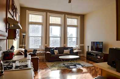 401 Jay #302