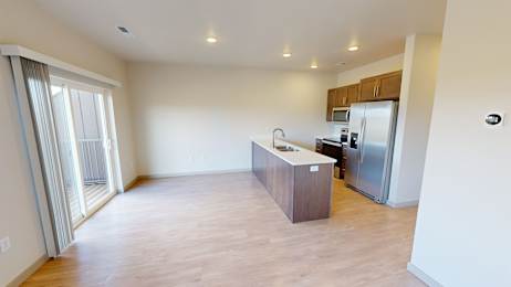 1 Bed/1 Bath Kitchen/Dining
