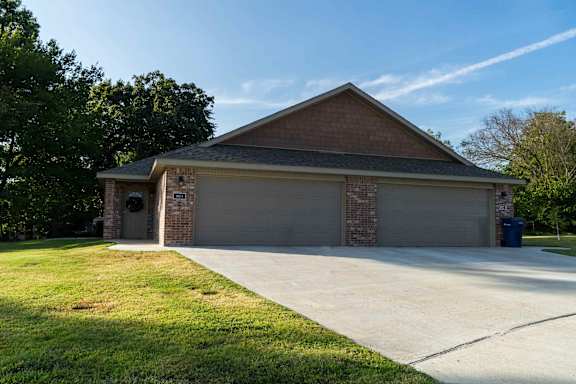 Floor Plan  3 Bedroom 2 Bathroom