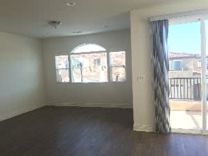 Floor Plan  4/2.5 1672 sqft