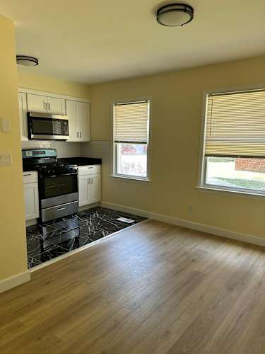 Floor Plan  2 Bedrooms, 1 Bathroom
