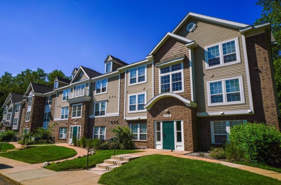 Tall Oaks Apartment Homes property image