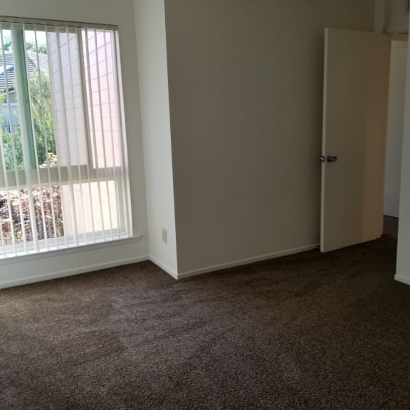 Tassajara 2x2.25 Large bedroom entry (basic)