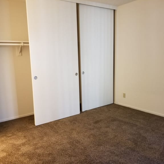 Tassajara 2x2.25 Master bedroom closet (remodel)