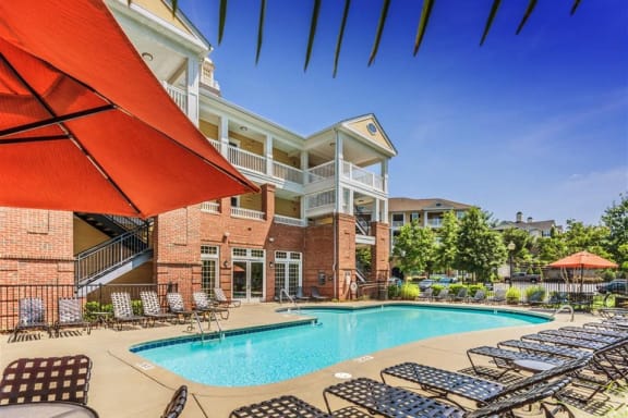 Swimming Pool And Sundeck at Rose Heights Apartments, North Carolina