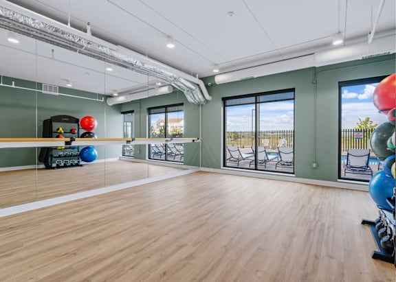 the preserve at ballantyne commons community exercise room