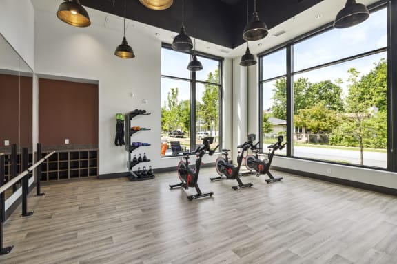 the gym at the flats at obsidian