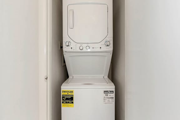 Washer And Dryer In Unit at The Fields of Alexandria, Alexandria