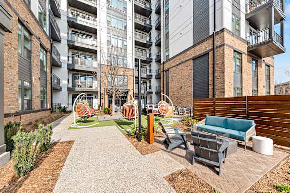 Modern Courtyard at Hawkins Press Apartments, Charlotte, NC