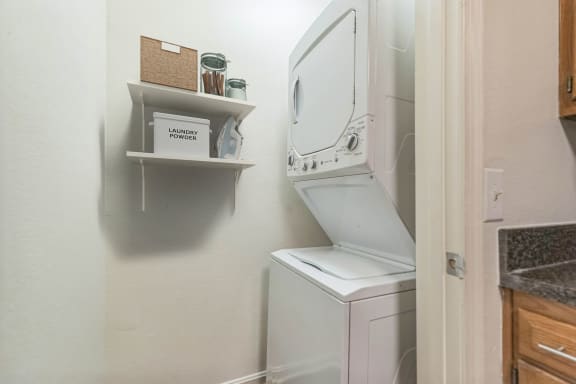 Washer Dryer at Sanger Place, Lorton, VA, 22079