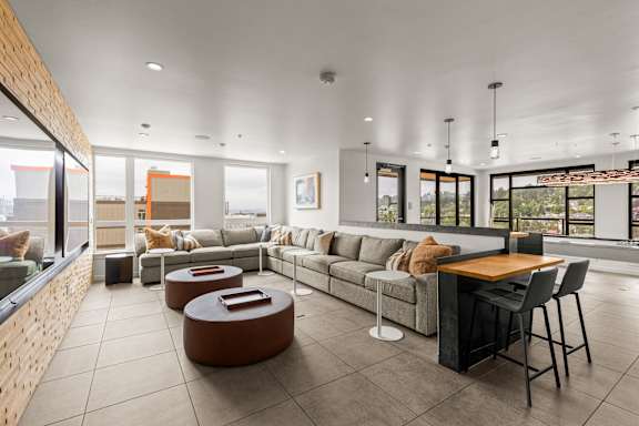 Lounge Area with Natural Light at Axle, Seattle, WA, 98119