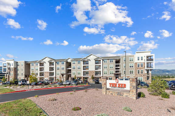 The ZEB apartments are located in a sunny, rocky area.