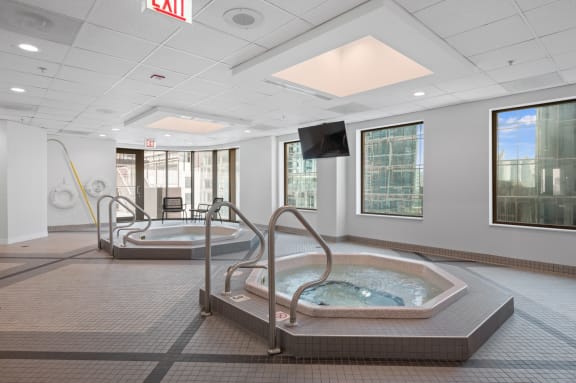Spa at Shoreham and Tides Apartments, Chicago