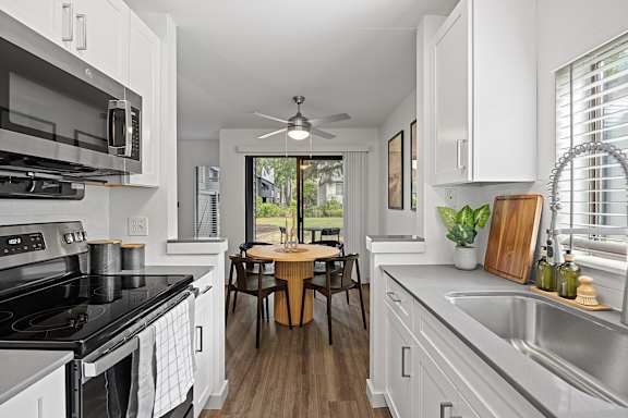 Kitchen at The Lakes in Bellevue, WA 98007