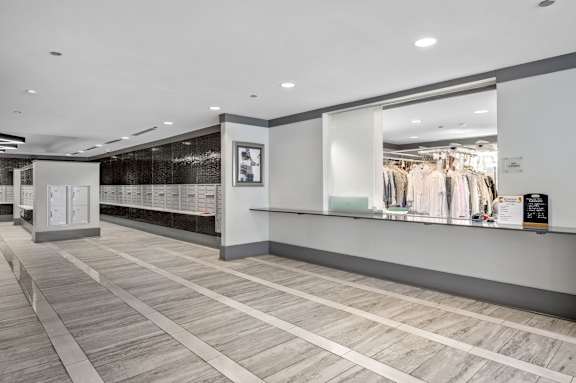 Dry Cleaning Pickup at The Elle Apartments in Chicago, IL 60605