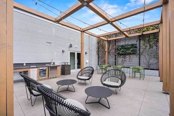 Rooftop Lounge at L Seven Apartments in San Francisco, CA 94103