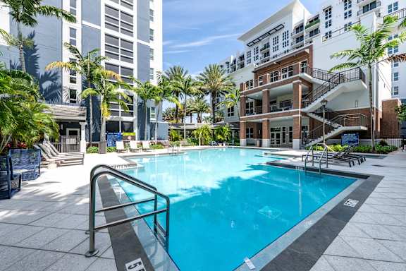 Resort Style Pool at One Plantation Apartments in Plantation, FL 33324