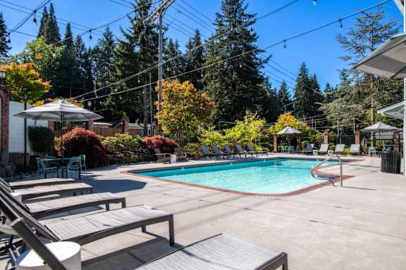 Outdoor Pool at Brackett Apartments in Edmonds, WA 98020