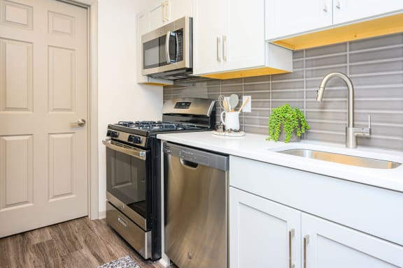 Electric Appliances at Atria at Crabtree Valley, Raleigh, NC