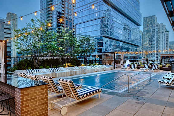 rooftop pool at Flair Tower Apartments, Chicago, IL