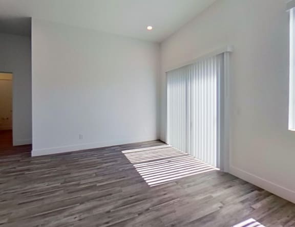Unfurnished room at Allero 59.
