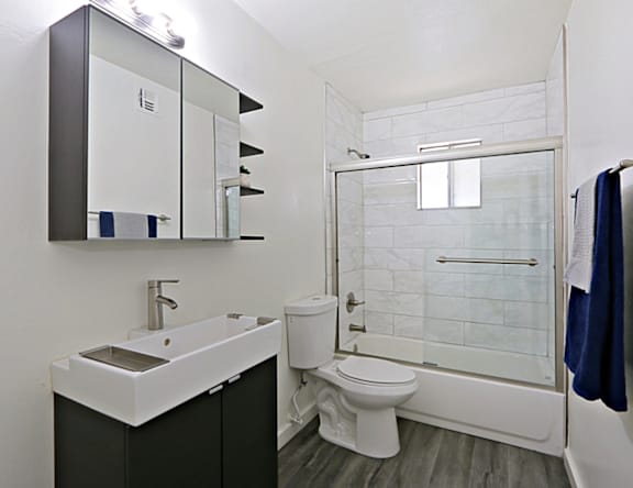 Apartment bathroom at Osborn Place.