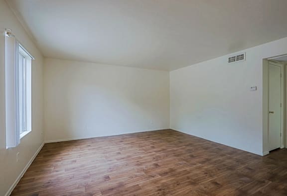Bright Room at Sahuaro West Apartments, Phoenix, AZ, 85029