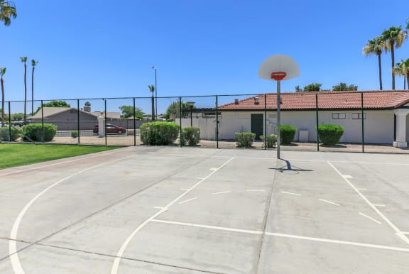 Outdoor basketball court with view of apartments at Tides at Mesa, Mesa, Arizaon 85204