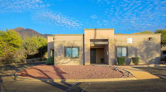 Building exterior at The Peak at Oro Valley, Tucson, AZ, 85704