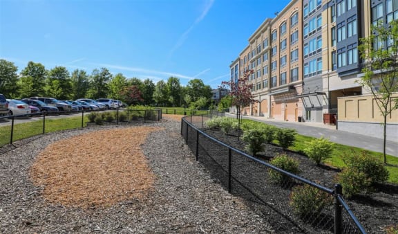 Dog Park Area at The Met at Metro Centre Apartments, Owings Mills, MD, 21117
