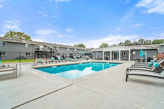 Clear Pool at Broadway at East Atlanta, Atlanta